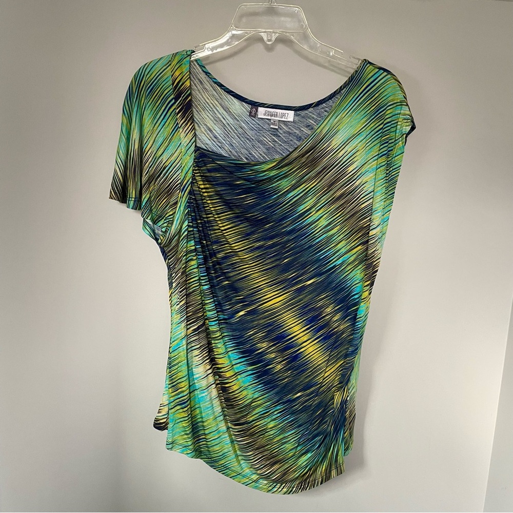 NWOT Jennifer Lopez Blue Green Yellow Womens Asymmetrical Tropical Blouse Size M